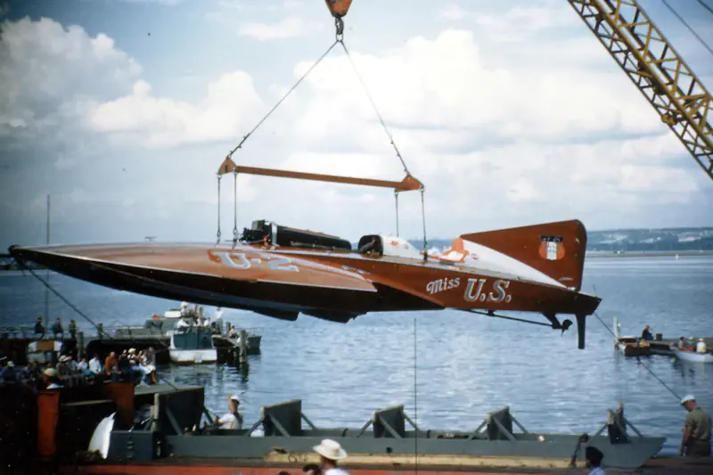 1953 U-2 Miss U.S. Seattle on crane