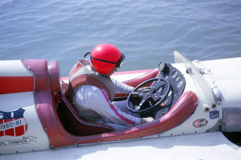 1963 Bill Muncey Miss Thriftway Detroit dock