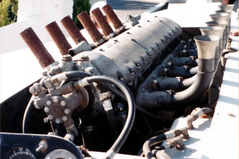 1980s U-24 engine